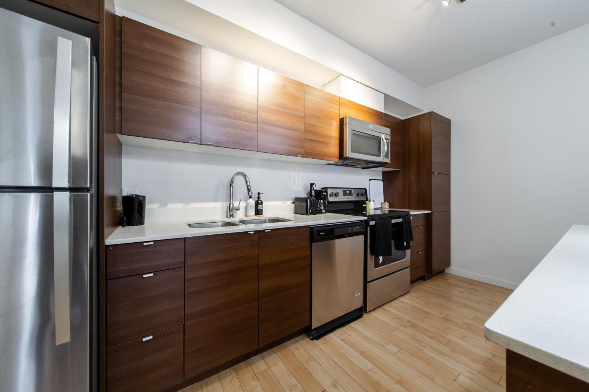 2bedroom Luxury Edmonton