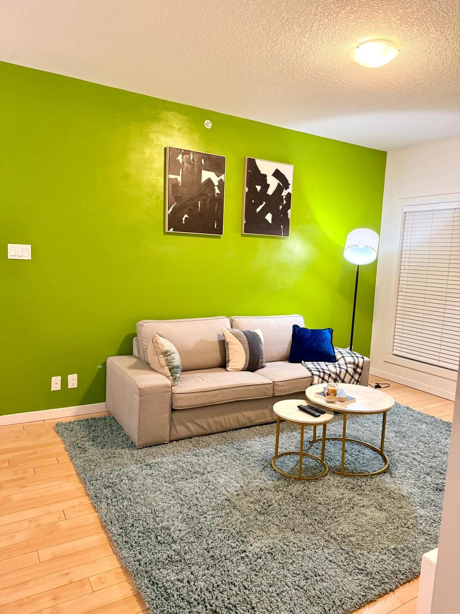 2bedroom Luxury Edmonton