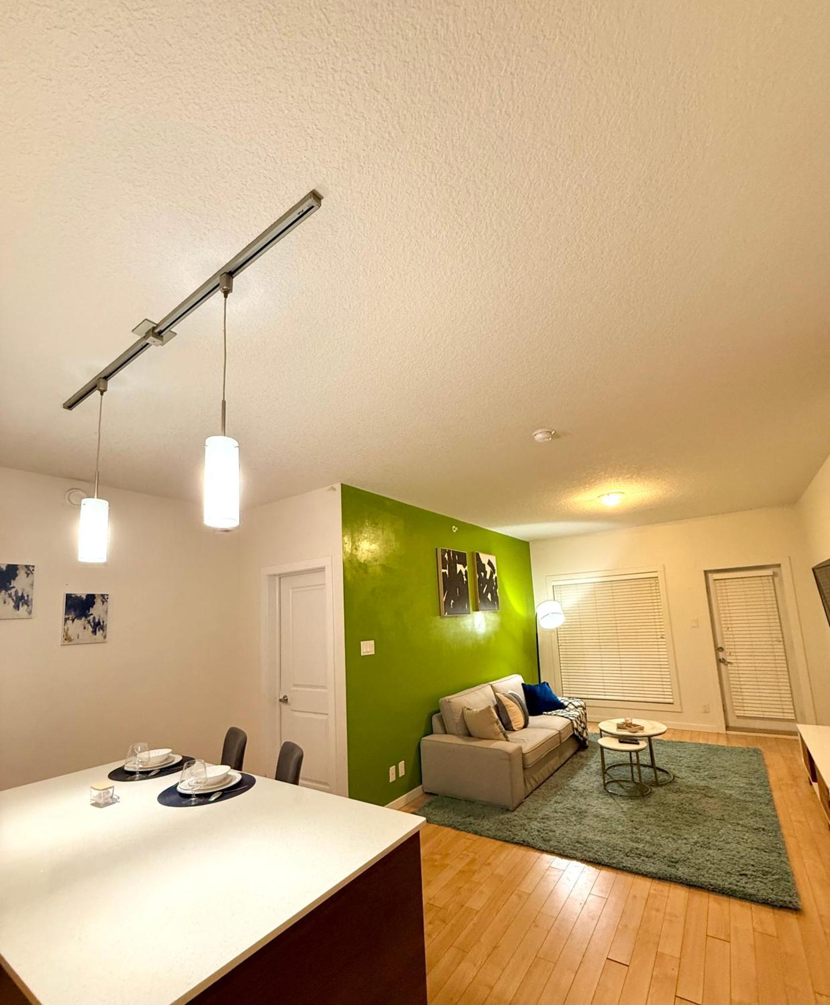 2bedroom Luxury Apartment *